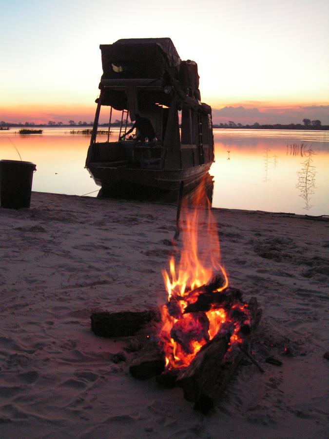 Caprivi Houseboat Safari Lodge Katima Mulilo Esterno foto